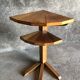 Guéridon d'angle en bois clair vintage