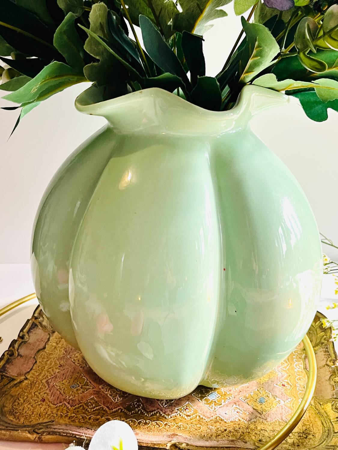 Vintage turquoise flower shaped vase.