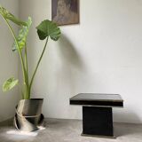 Table basse console appoint en laque noire et laiton