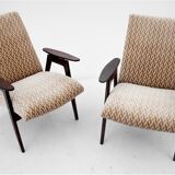 Two beige vintage armchairs, Jaroslav Šmídek for Jitona, Czechoslovakia, 1960s