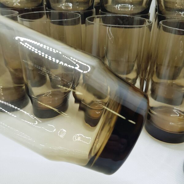 24 verres Hi-ball fumés du milieu du siècle