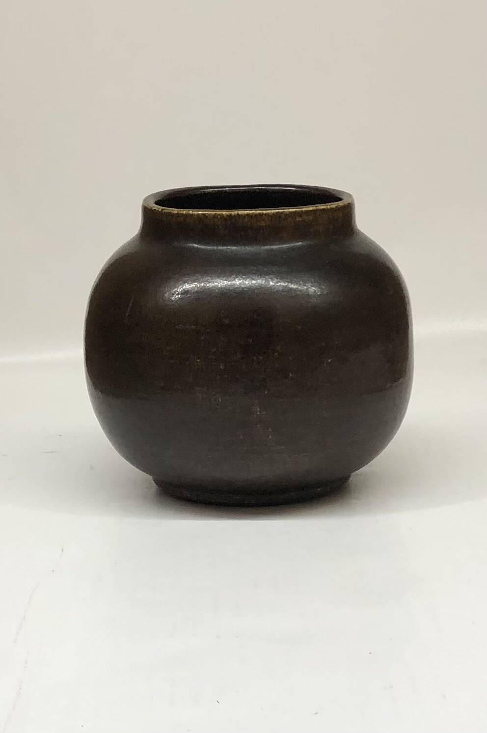 Onggi style stoneware vase Korea/China