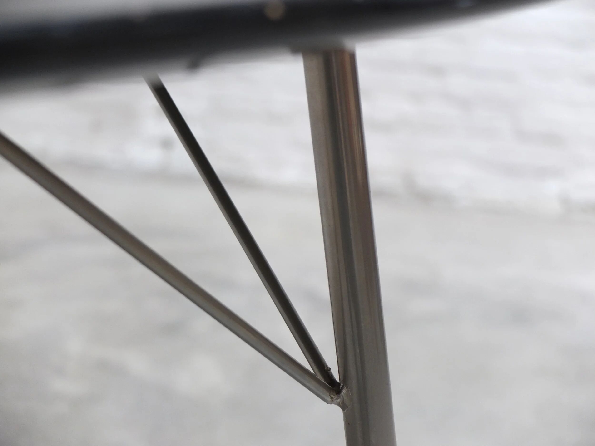 Rare 'Egg' table by Arne Jacobsen for Fritz Hansen, 1952