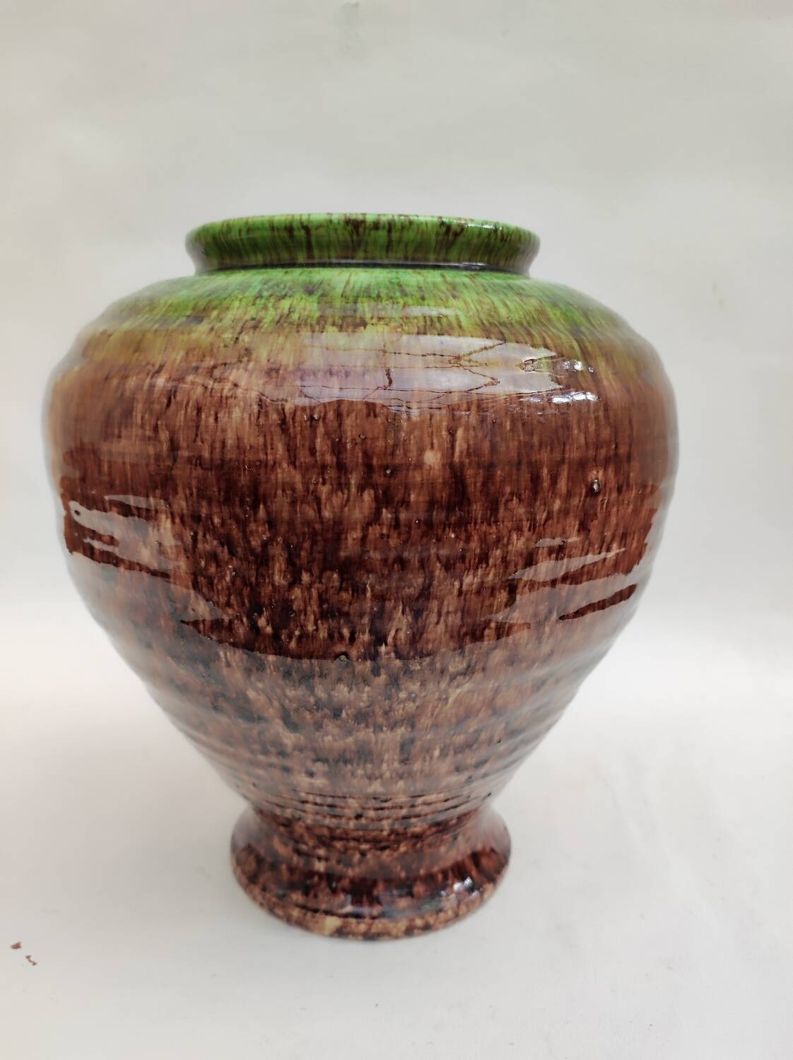 Vase en céramique signé Accolay