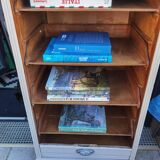 Curtain filing cabinet