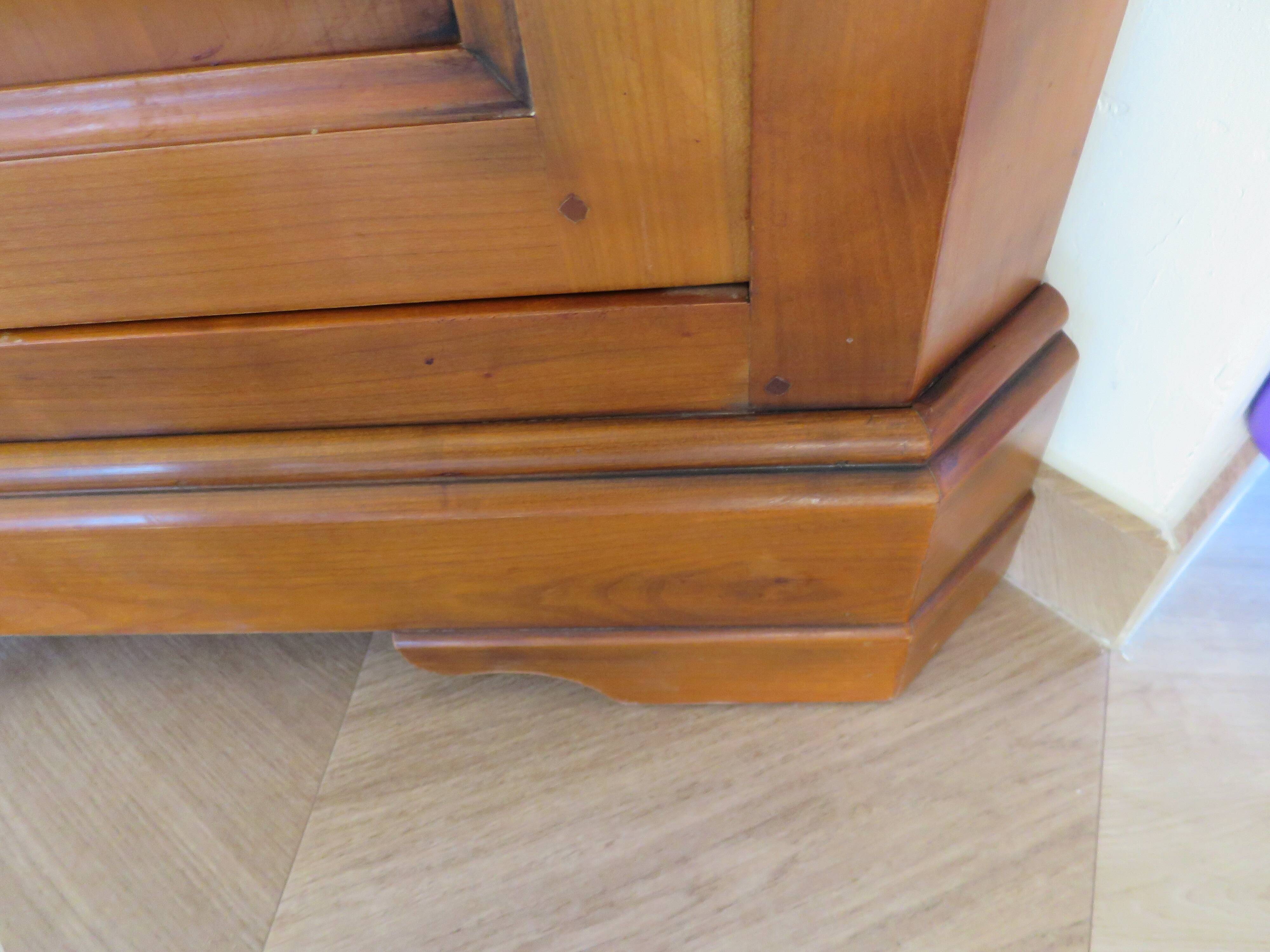 Beautiful corner cupboard - cherry stain - Drawer - one door - Louis Philippe style