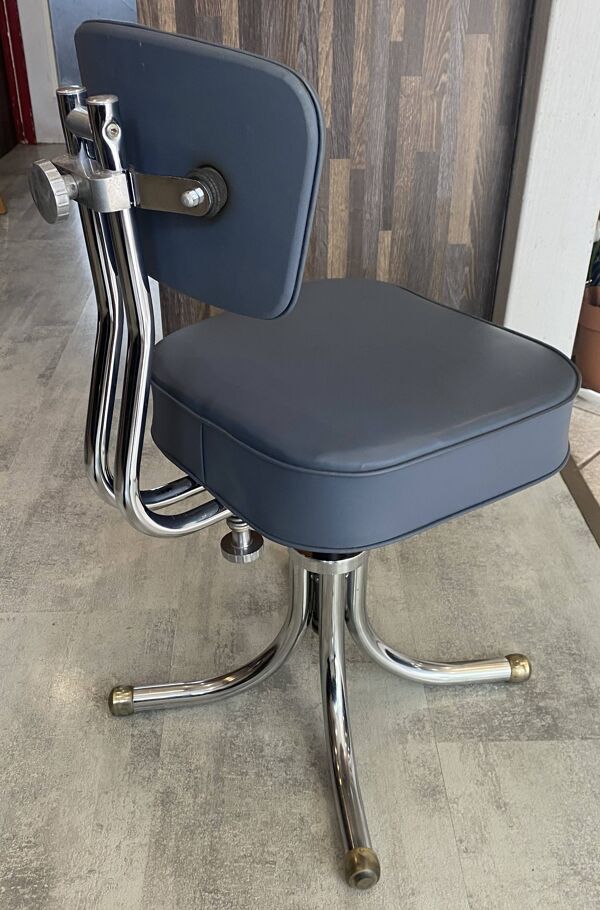 Chaise de bureau pivotante style Roneo simili cuir skaï gris chrome vintage