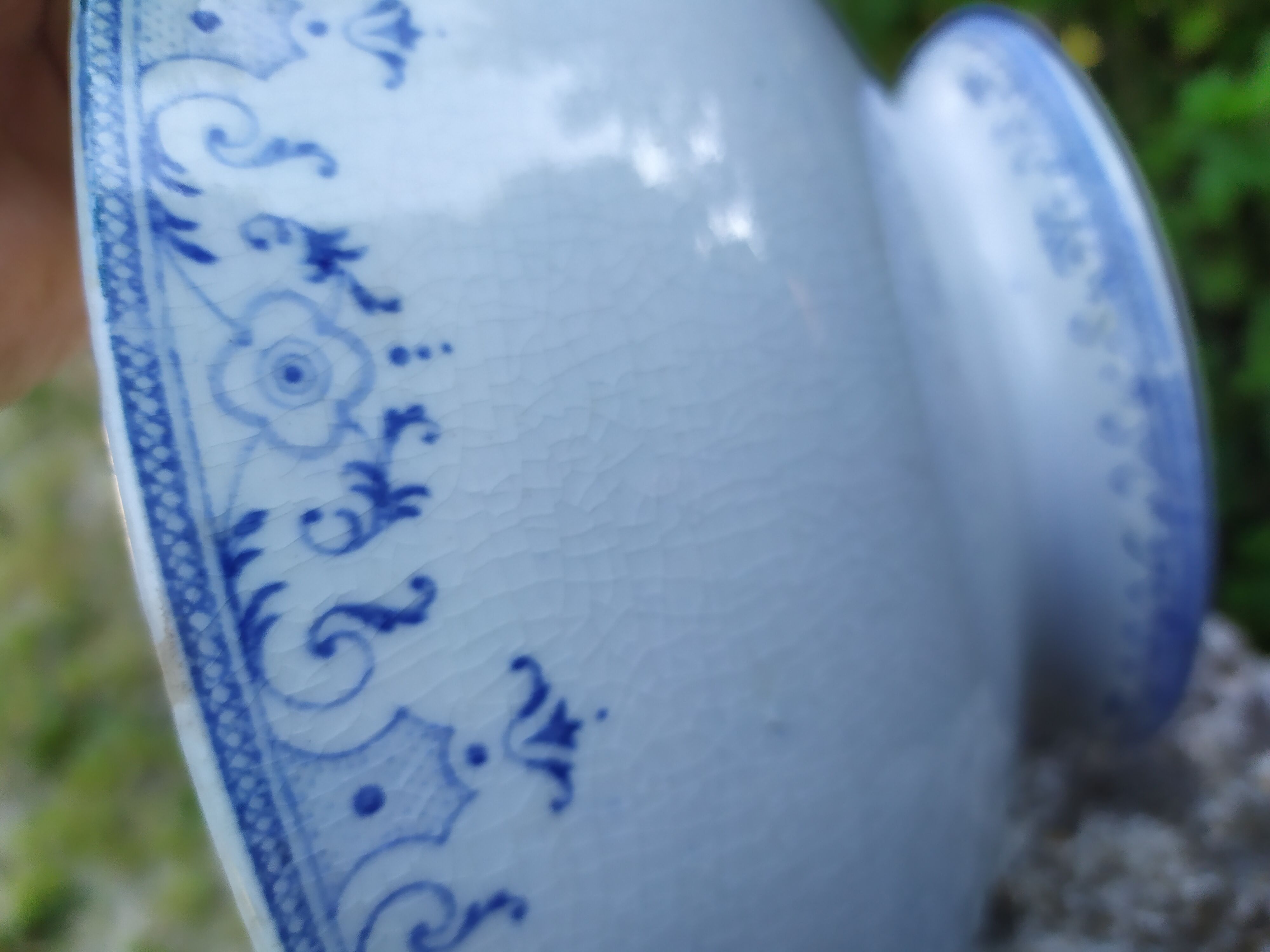 Iron earth salad bowl