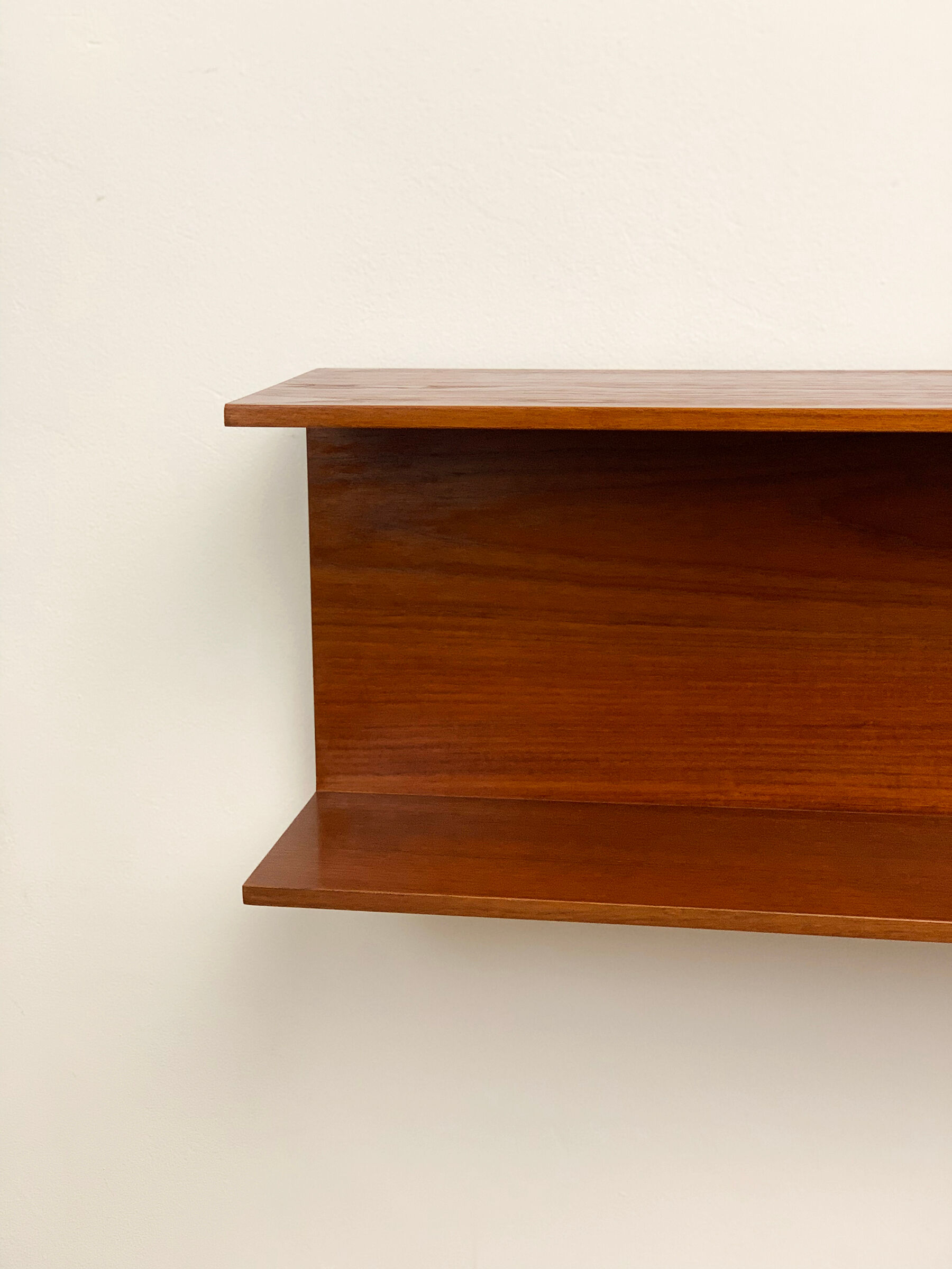 Wall shelf by Walter Wirz for Wilhelm Renz, Germany
