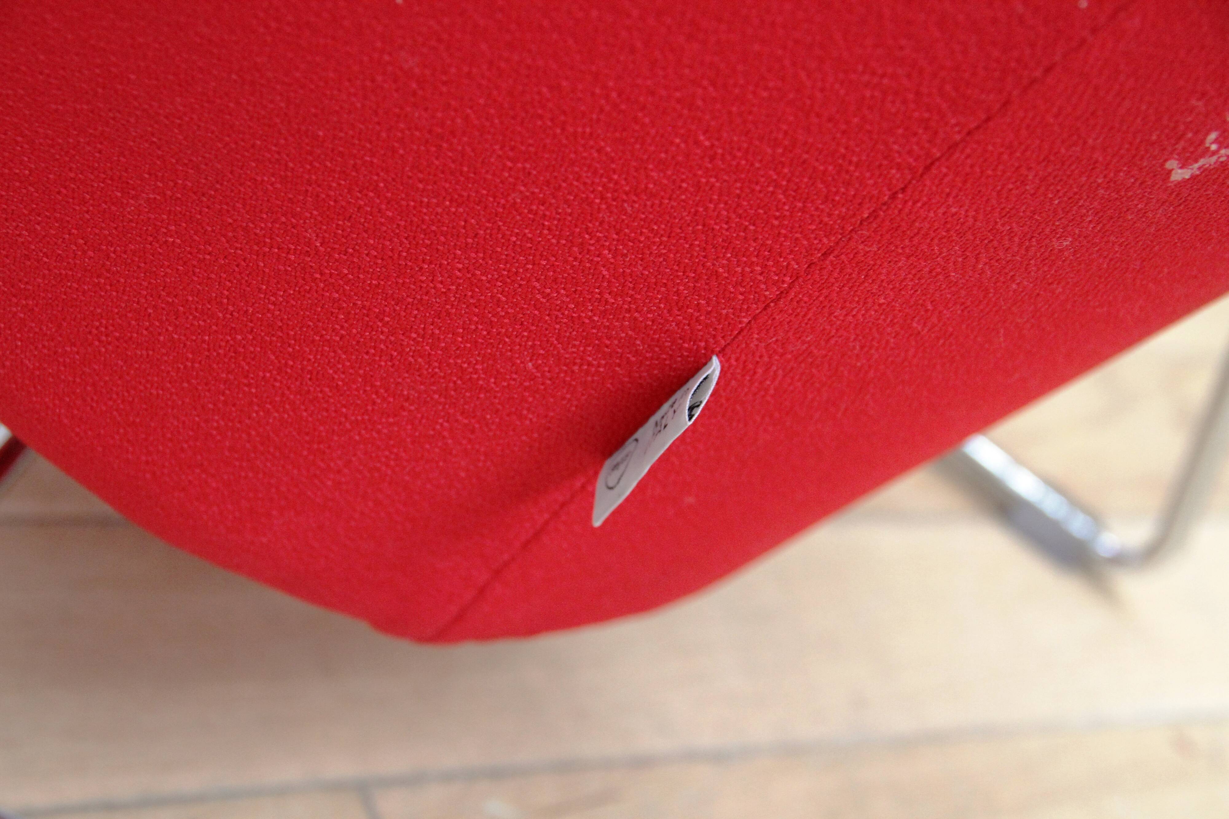 Taxido reception chair, Segis