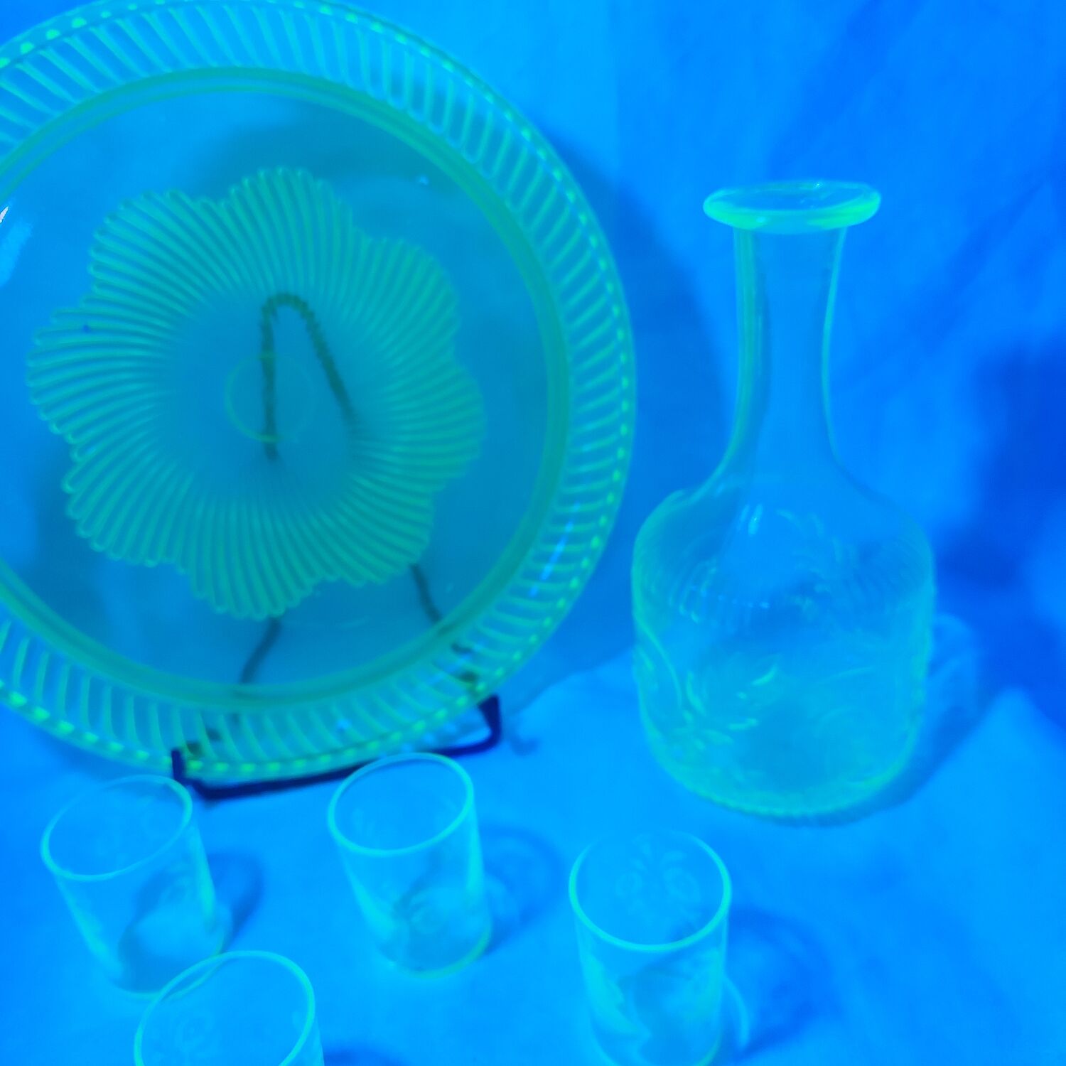 Uraline shot service: tray, carafe and 4 glasses