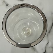 Ice bucket