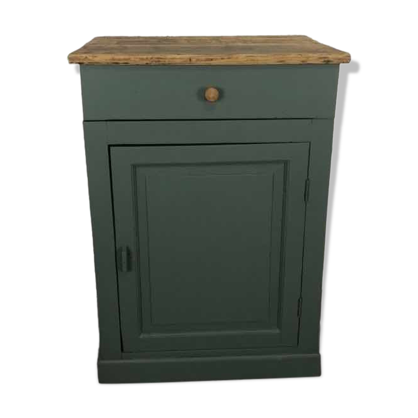 Old jam or extra furniture