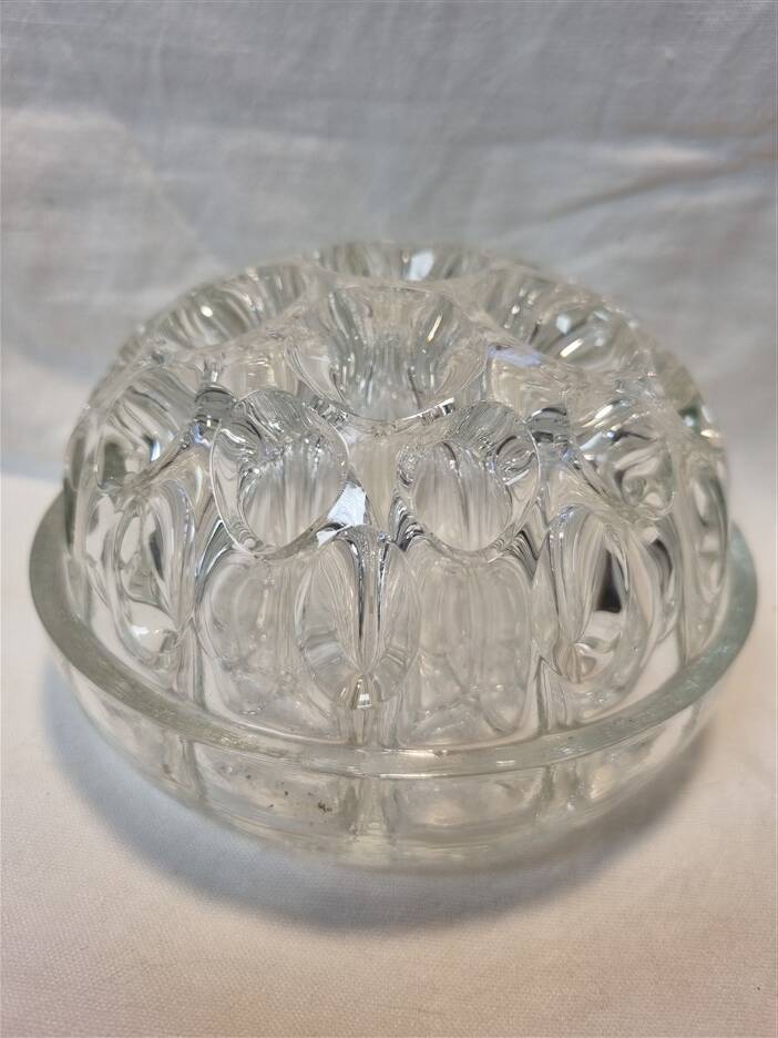 Flower holder diameter 12.5 cm