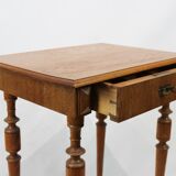Table d'appoint en de de vers l’année 1910