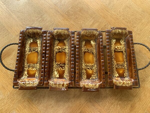 Serviteur apéritif en céramique émaillée signé par Marius Giuge artisan potier vallauris vintage