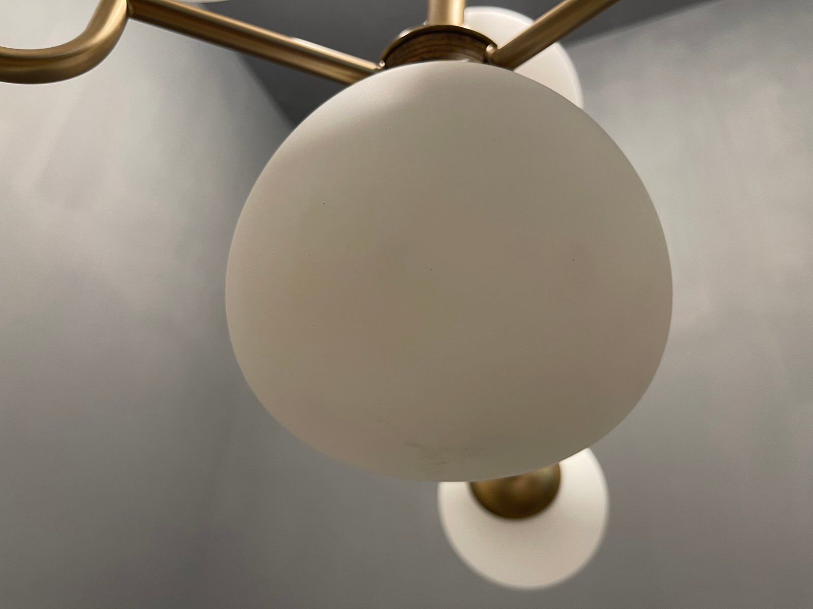 Lustre Spoutnik en verre opalin avec 7 lumières