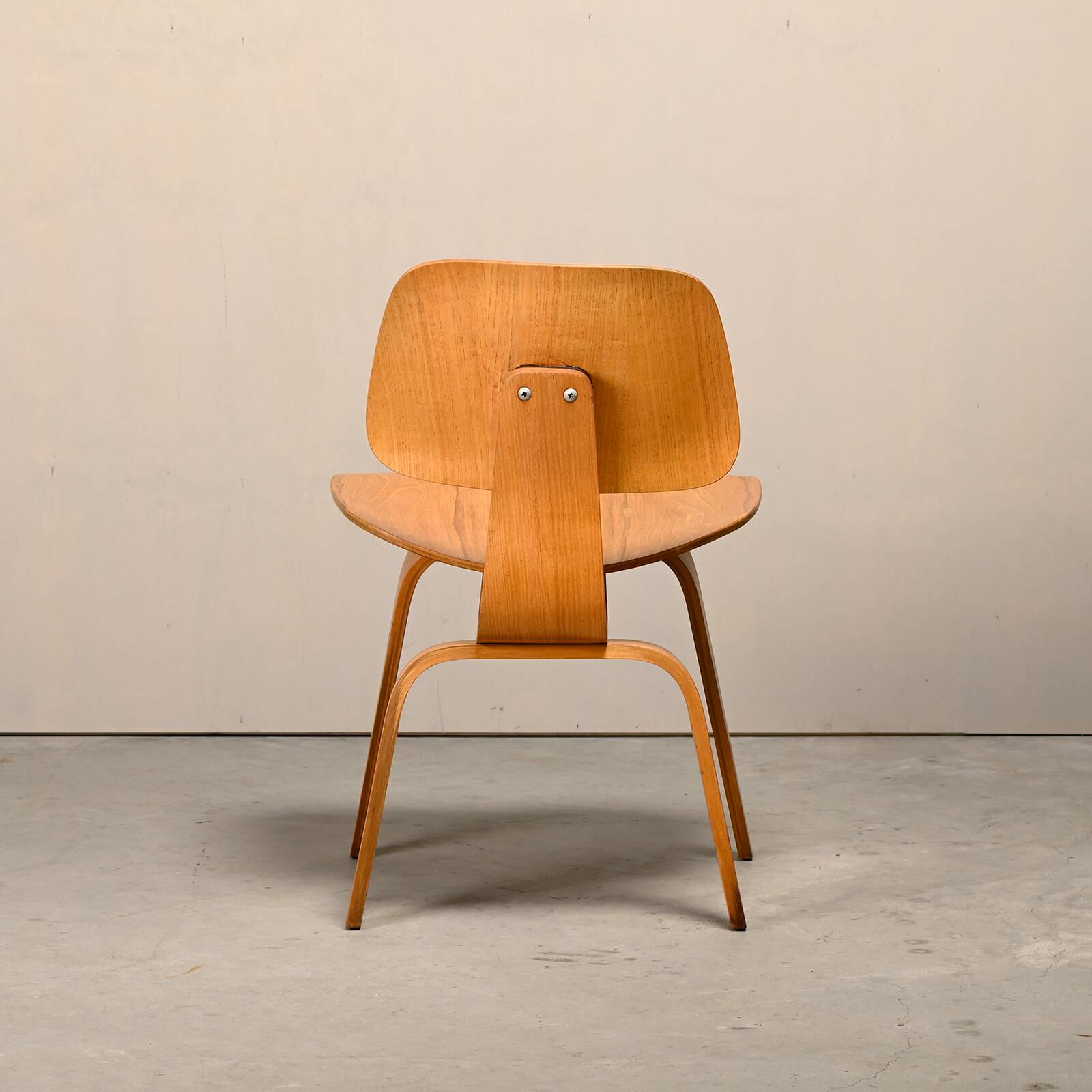 Charles and Ray Eames Early DCW Ash Plywood Dining Chair for Herman Miller