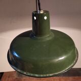 Suspension sheet enamelled green and white