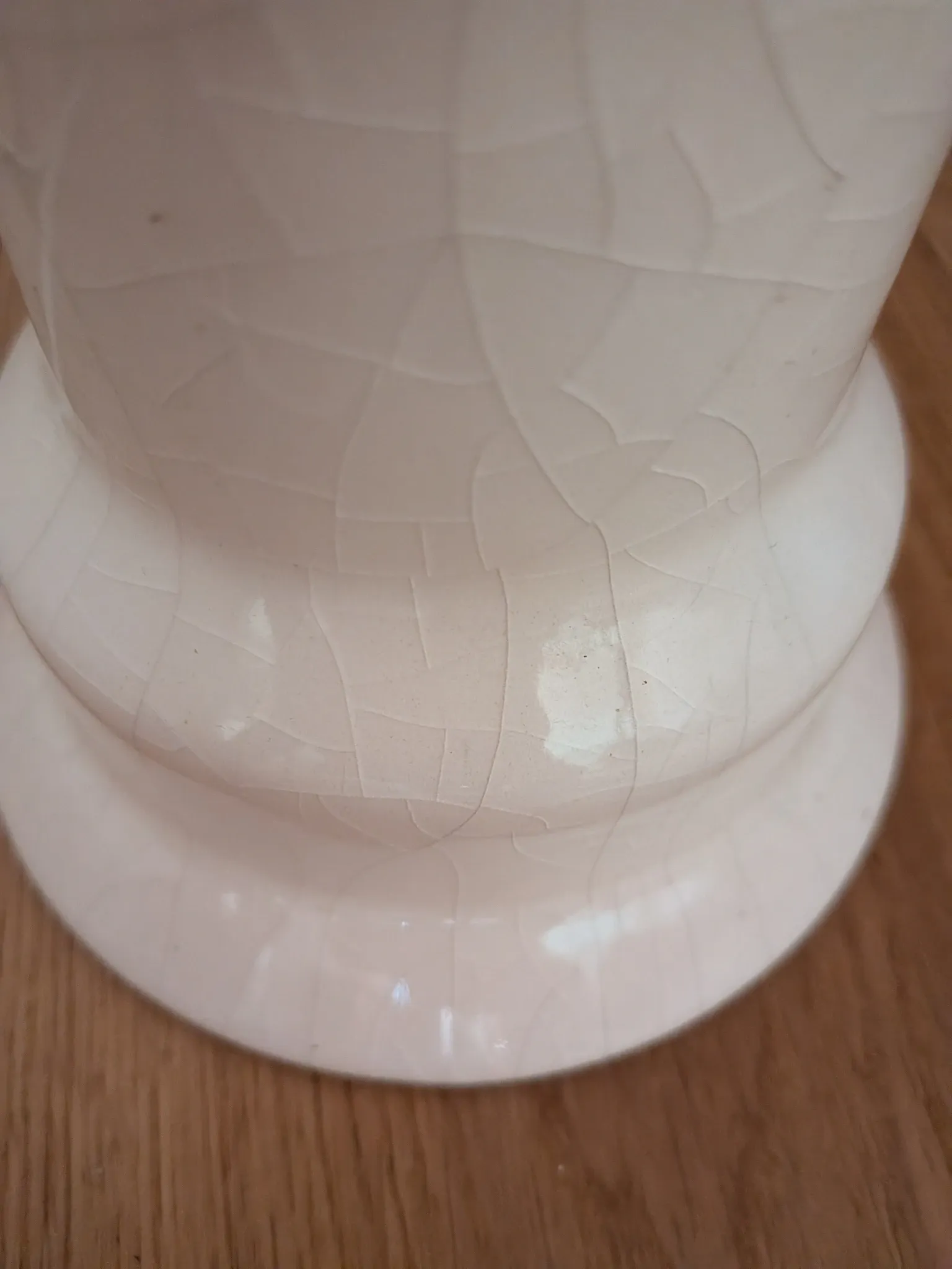 Vintage column lamp base in crackled ceramic