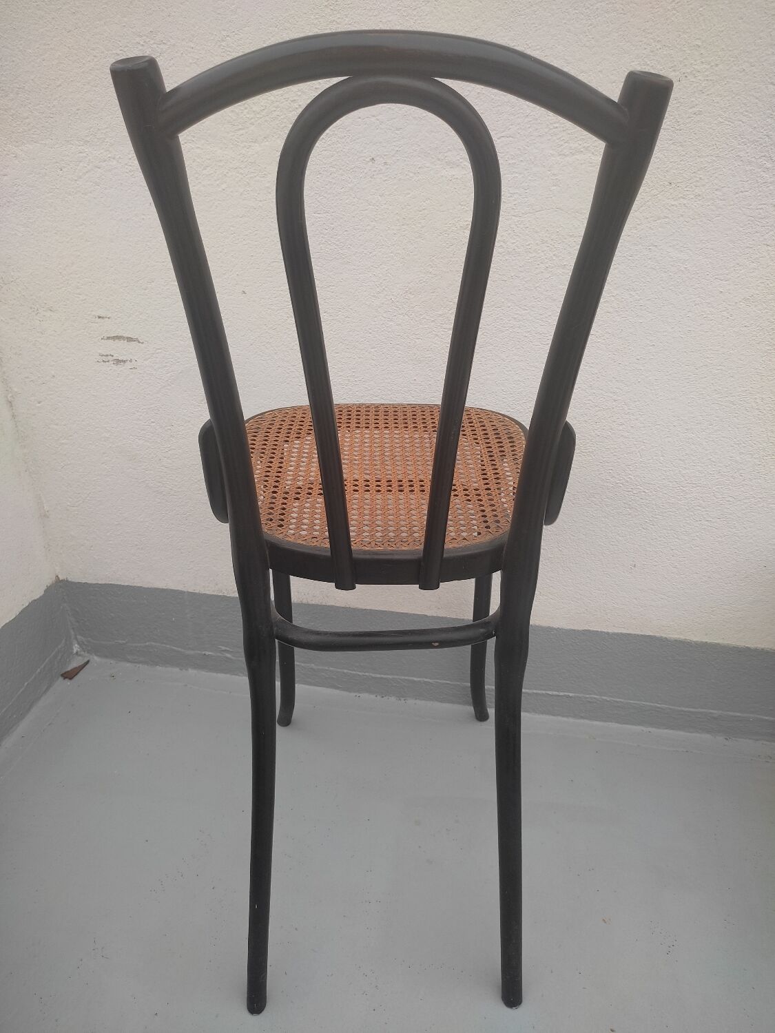 Thonet curved wooden bar chair