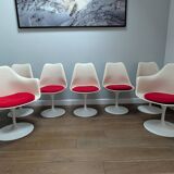 Set of 8 chairs and 10 Saarinen Tulip armchairs from 1968.