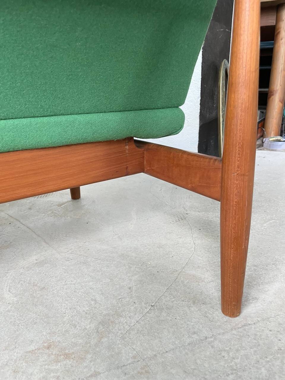 Finn Juhl three-seater bench “Japan” model France & Son