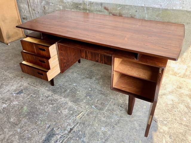 Scandinavian desk