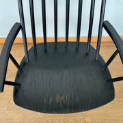 Armchair with armrests and Scandinavian bridge slats