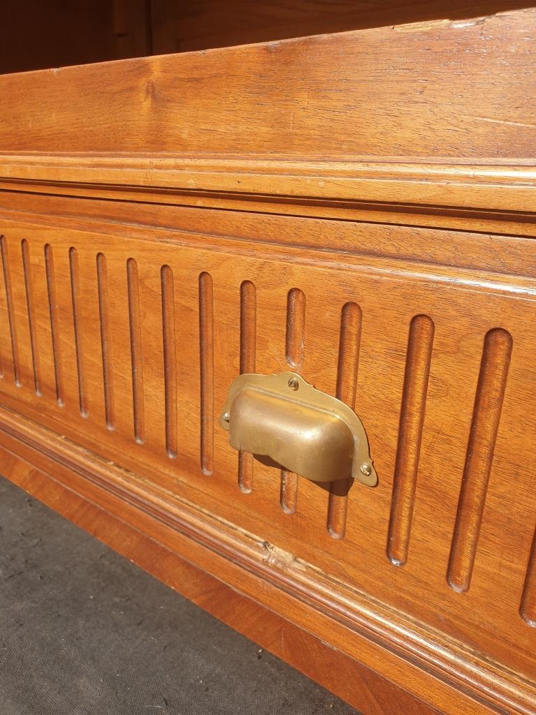 Bookcase 1900 Louis XVI style