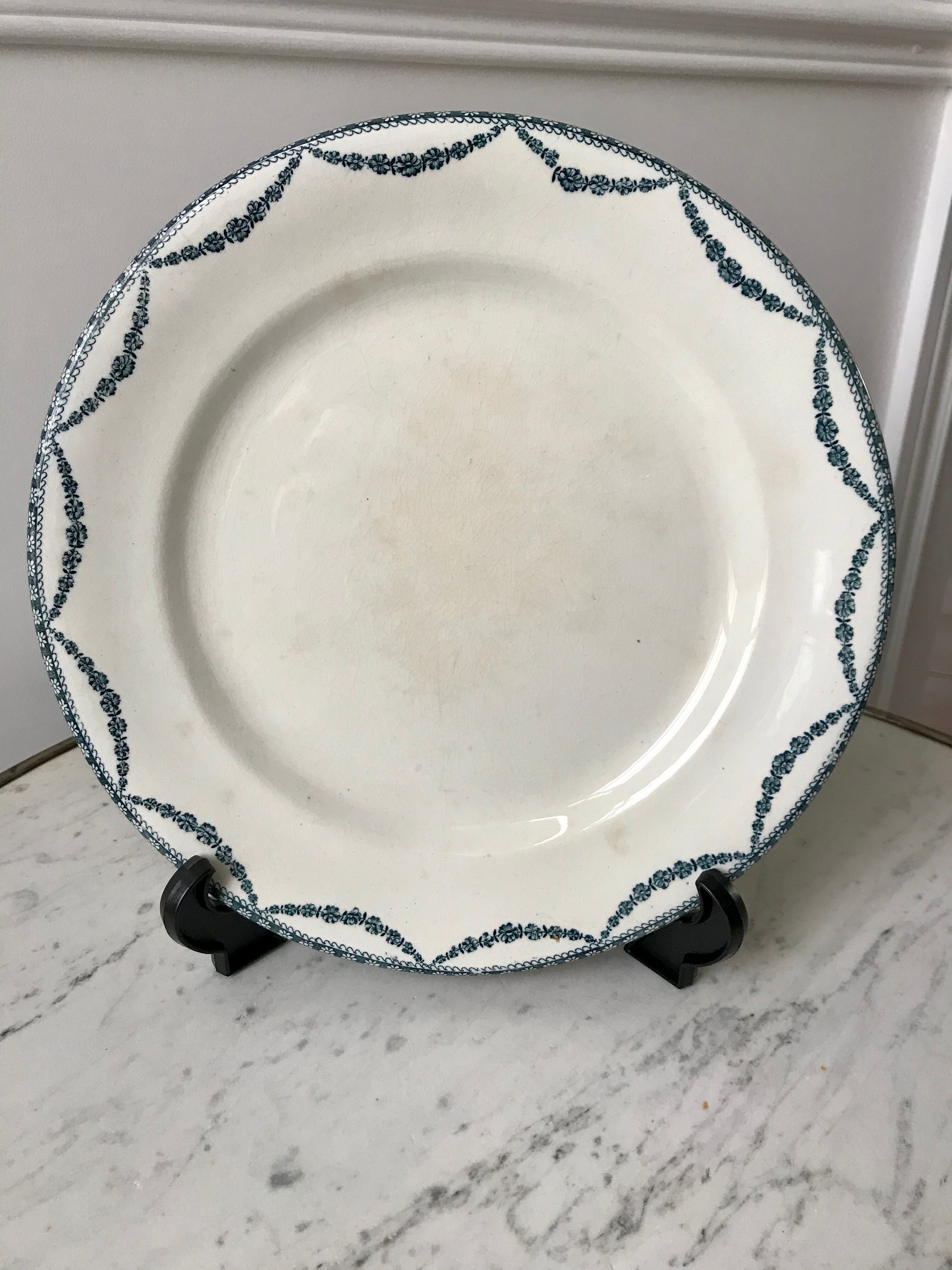 Round plate Iron Earth Salins model Vincennes mid-nineteenth