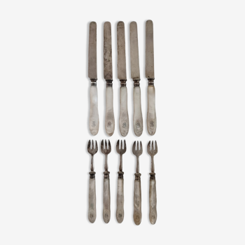 Silver and mother-of-pearl cutlery