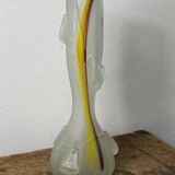 Vase in opaque glass paste