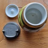 Pot à tabac en porcelaine de Paris