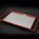 Plateau de service moderne des années 1960 en métal rouge avec cadre en miroir