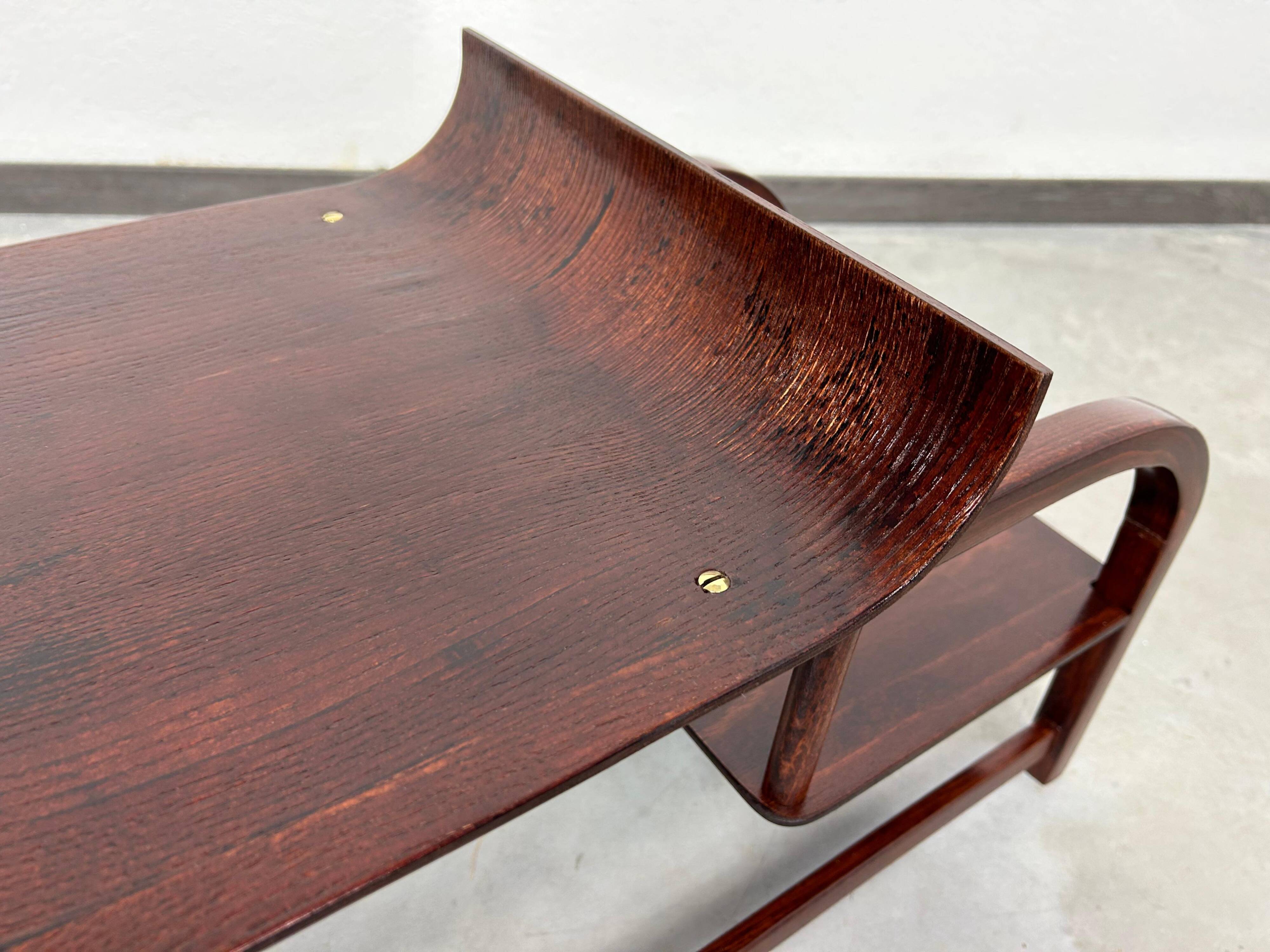 Very rare flower stand T376 by Thonet Mundus