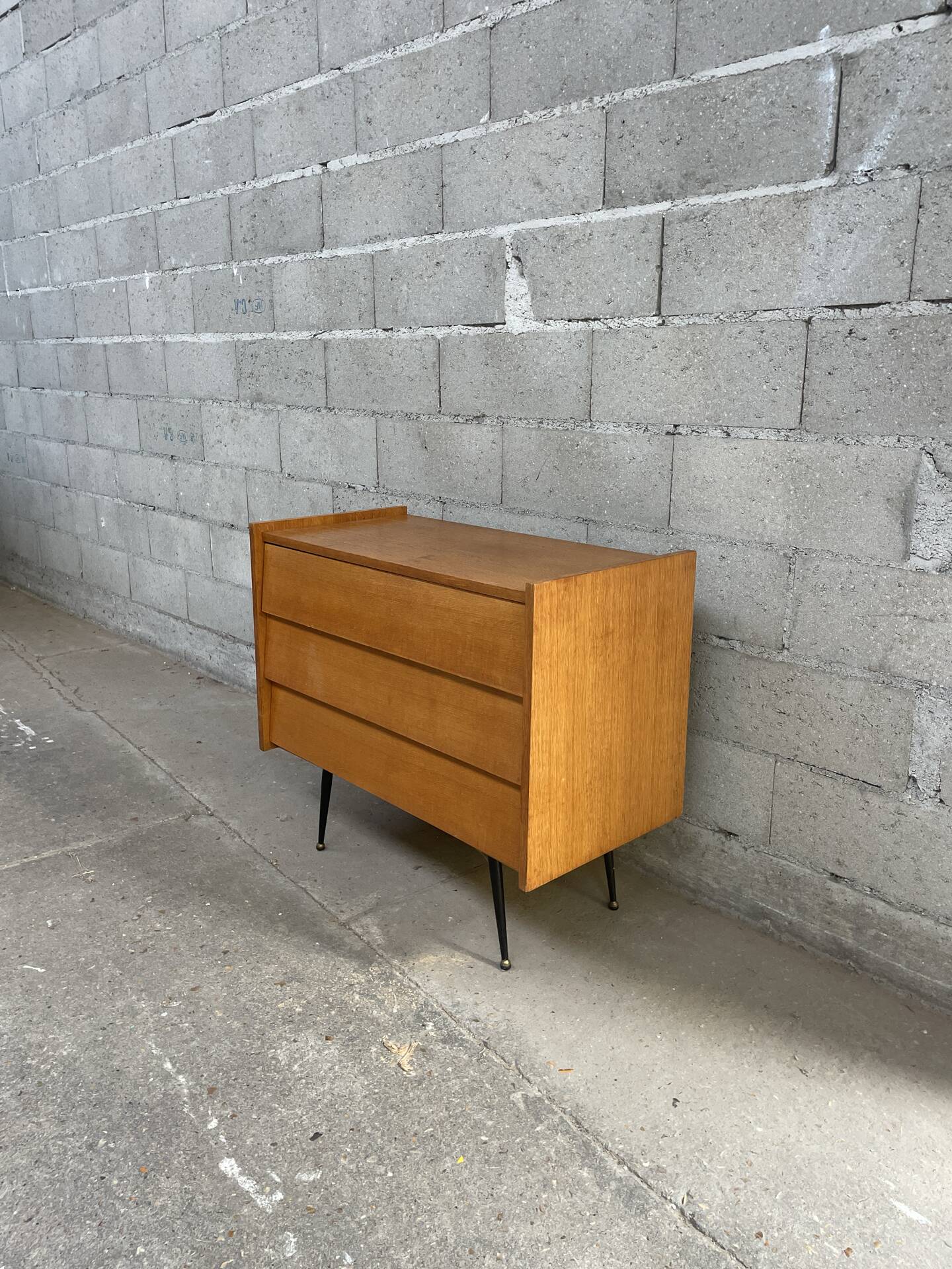 Commode vintage