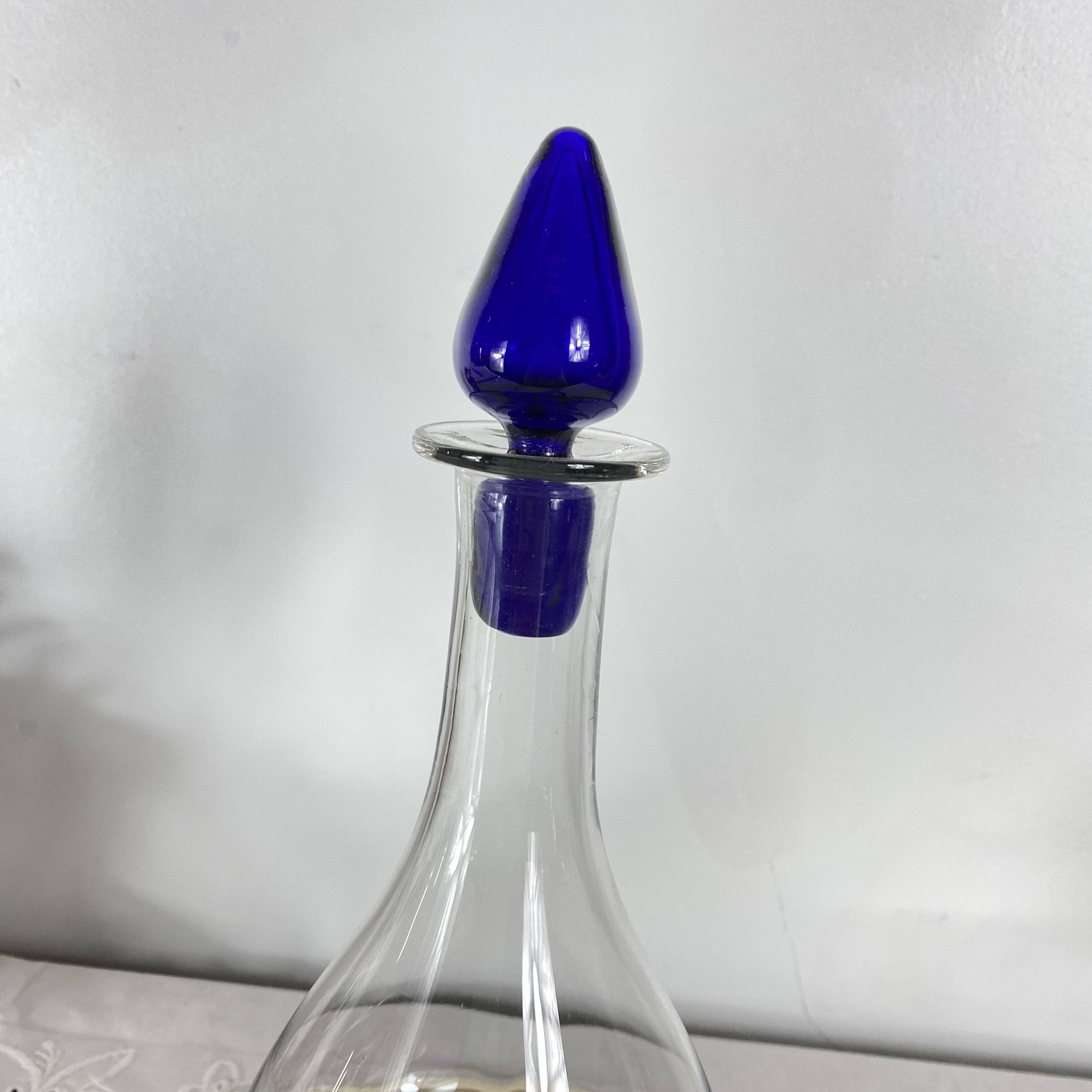 Art Deco glass carafe with glass stopper and blue base 0.7 l