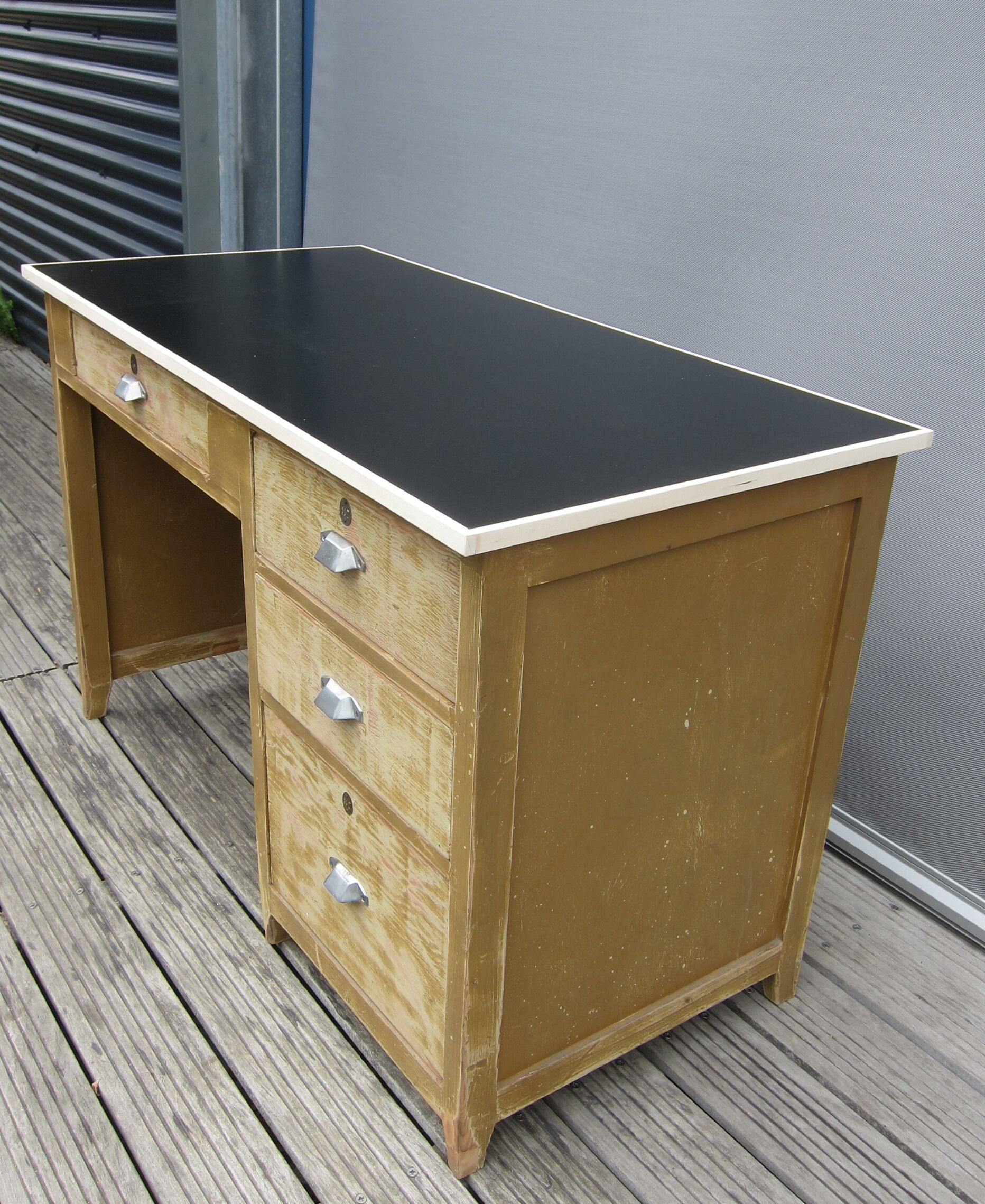 Office 1940 patina sand tray black