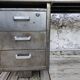 Strafor desk in brushed metal