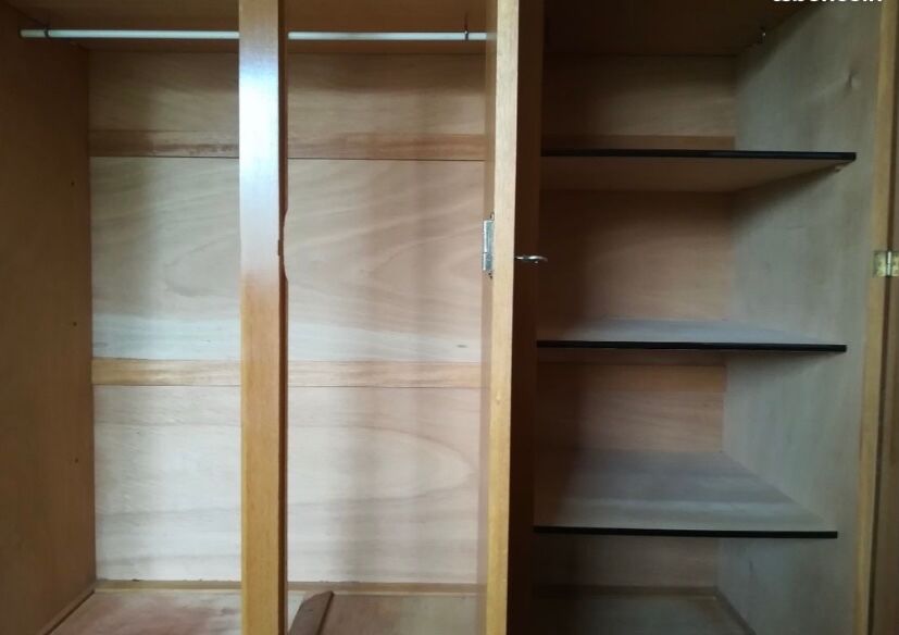 Armoire scandinave vintage
