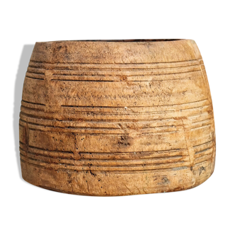 Pot ancien en bois