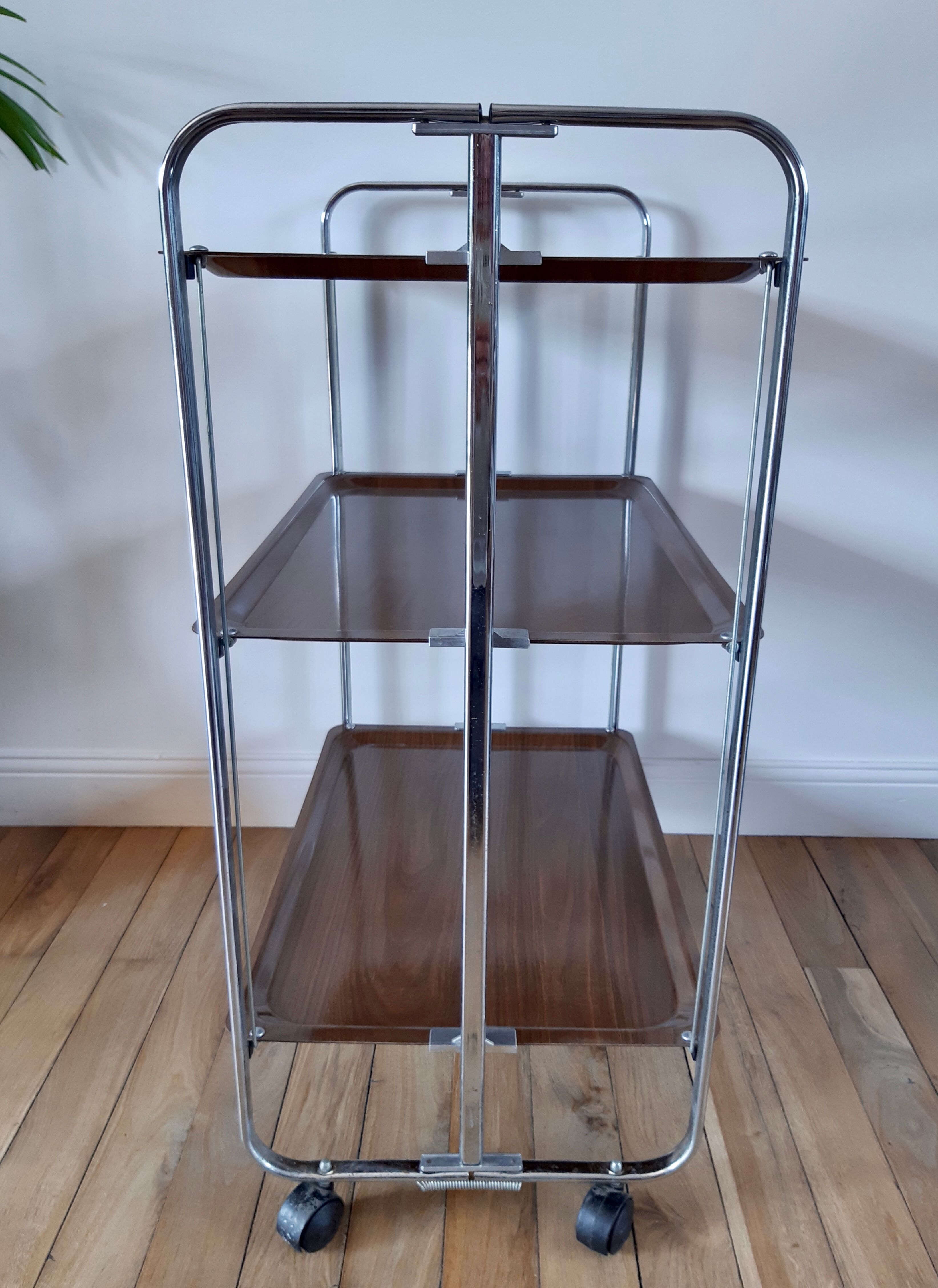 Chromium folding dessert and vintage 70s formica