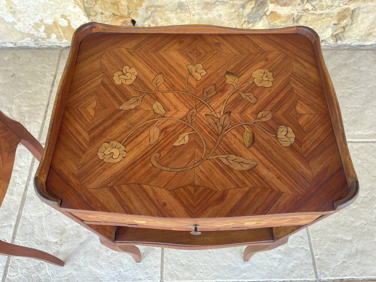 Paire de chevets , Style Louis XV en Palissandre