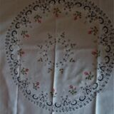 Round coat with eight Luxeuil lace towels embroidery hand linen