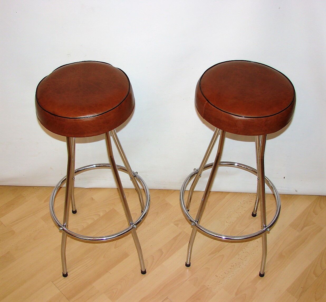 Pair of hockers, bar chairs 70s