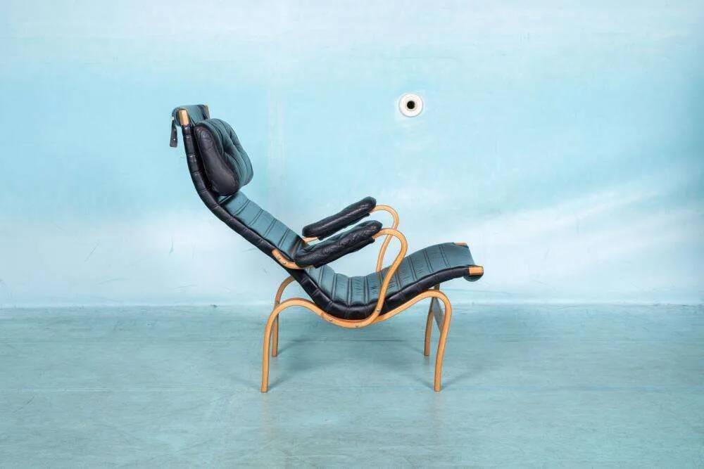 Design lounge armchair & ottoman 70s Bruno Mathsson Pernilla