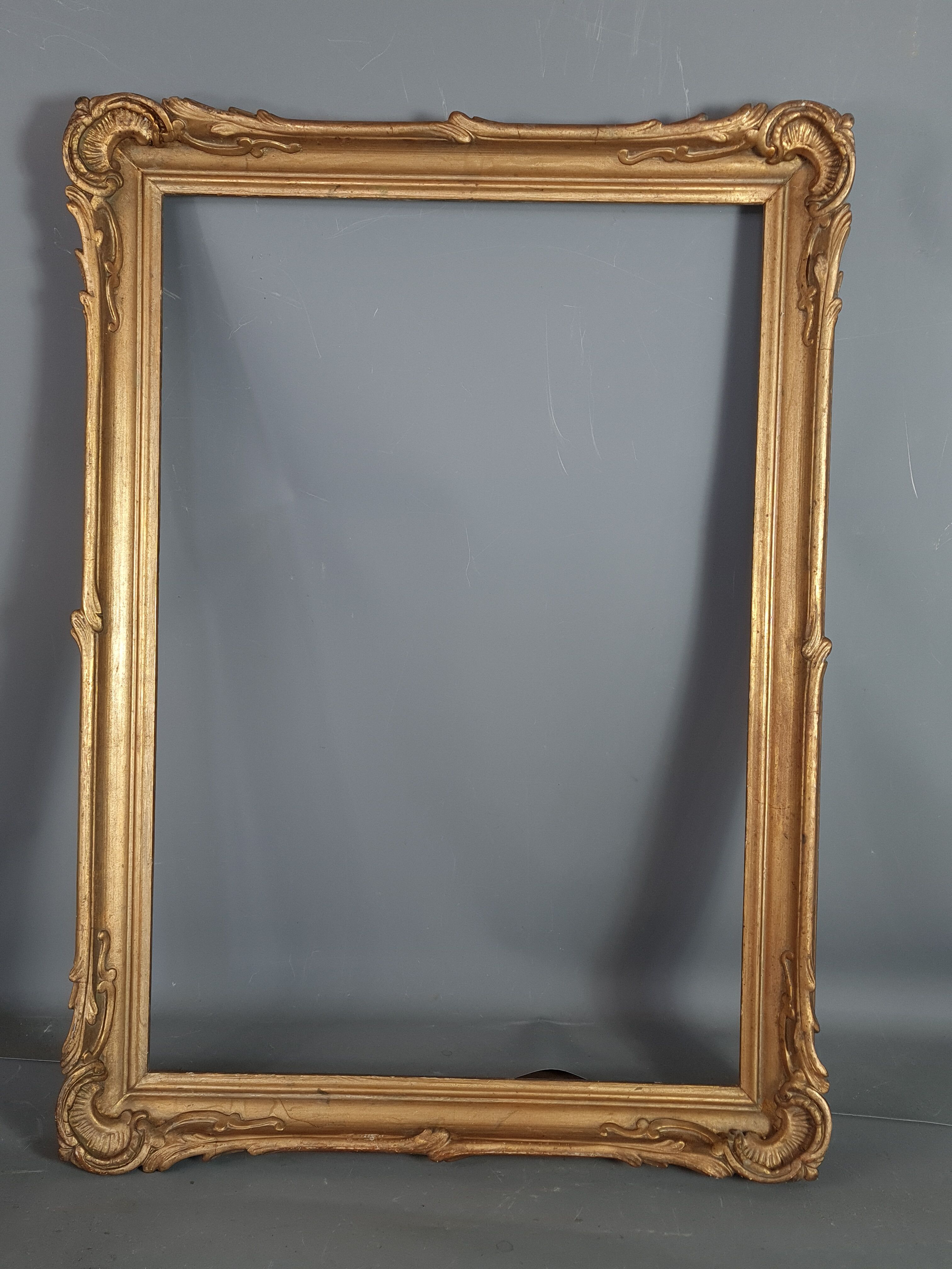 Old gilded stucco wood ear frame 63x45.5 cm, foliage 56.4x39 cm SB