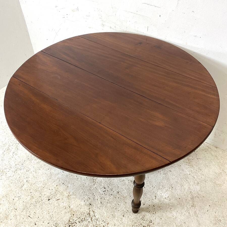 Table en acajou extensible 4 rallonges fournies