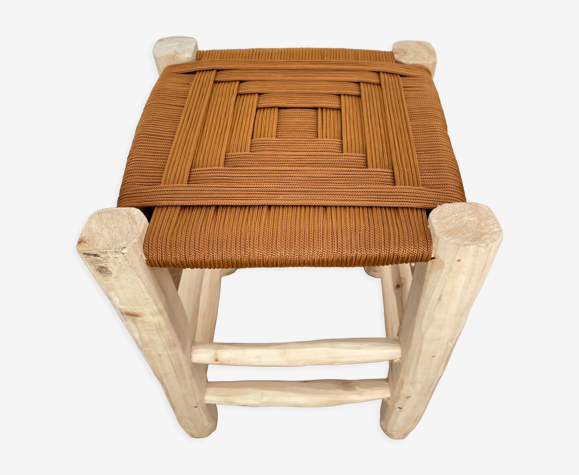 Tabouret marocain berbère en bois et nylon marron